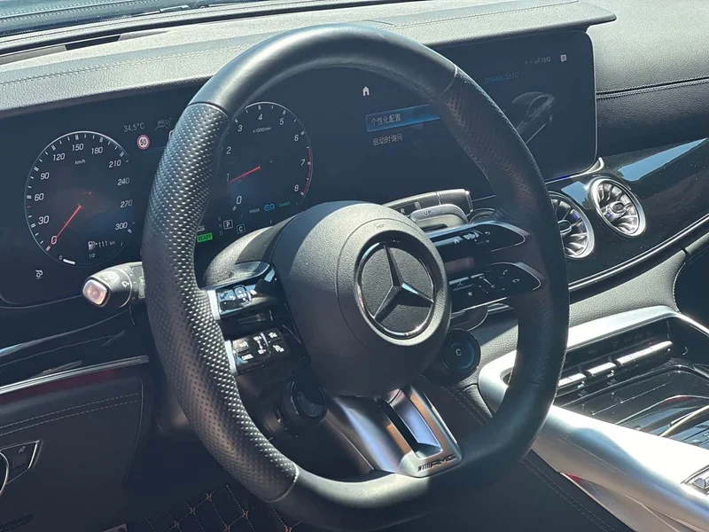 Mercedes-Benz AMG GT — фото 8