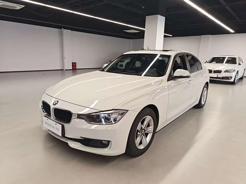 BMW 3-Series — фото 1
