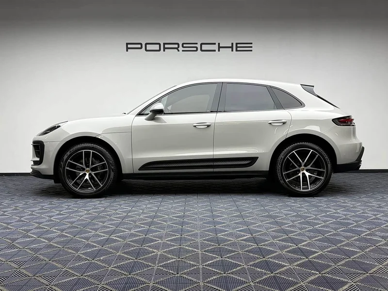 Porsche Macan — фото 14