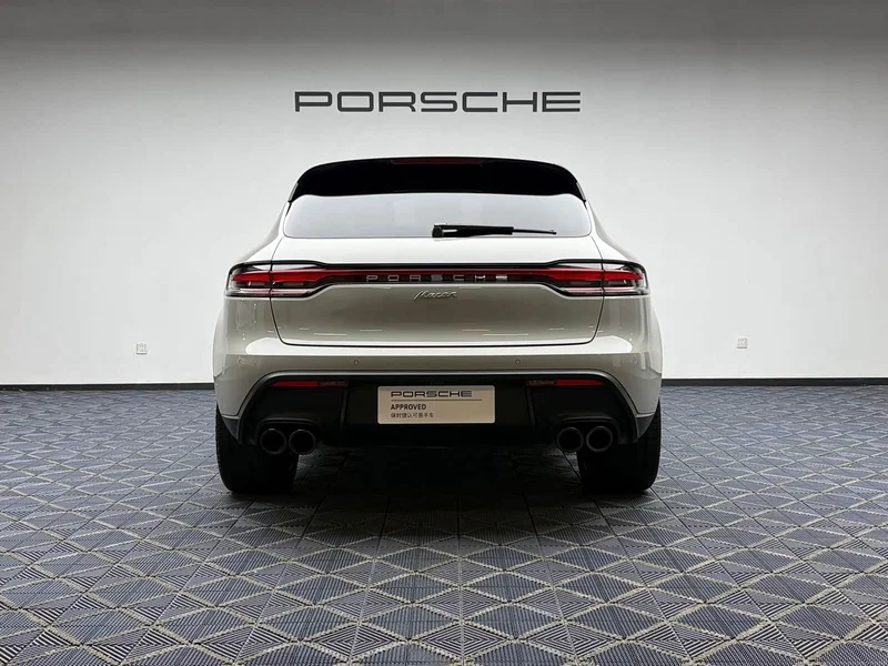 Porsche Macan — фото 7
