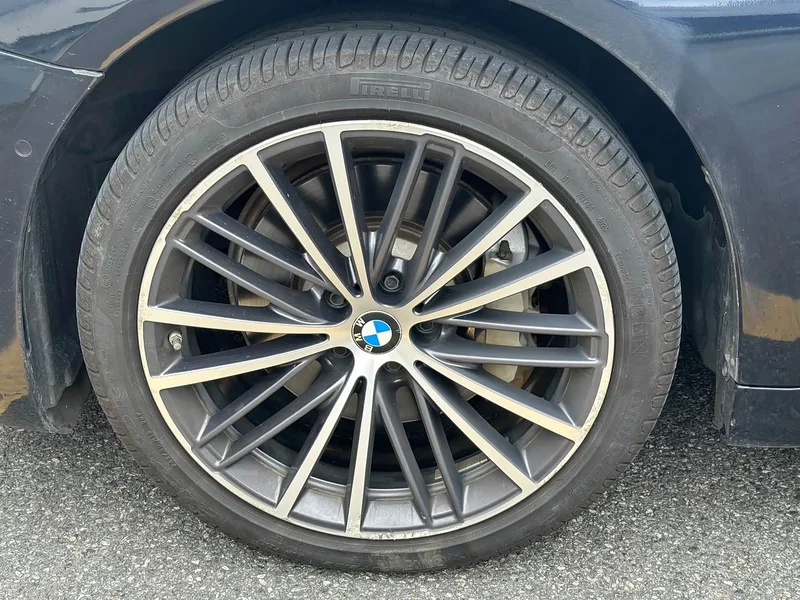 BMW 5-Series — фото 19