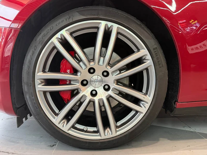 Maserati Ghibli — фото 12