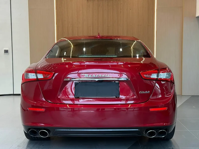 Maserati Ghibli — фото 16