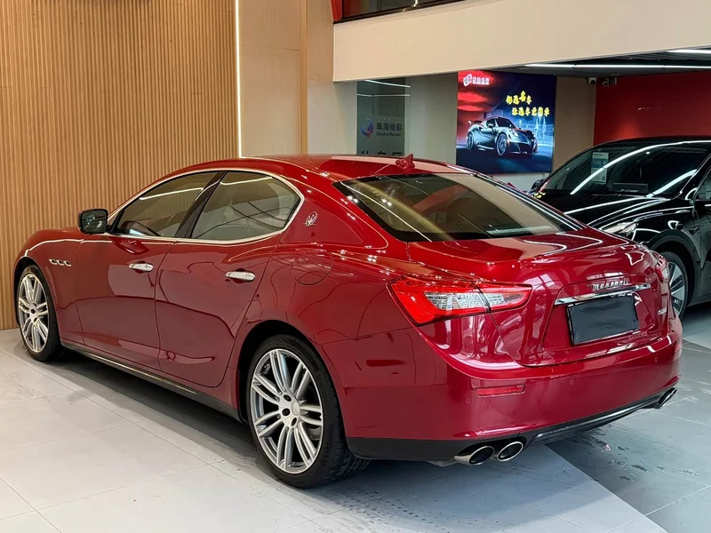Maserati Ghibli — фото 18