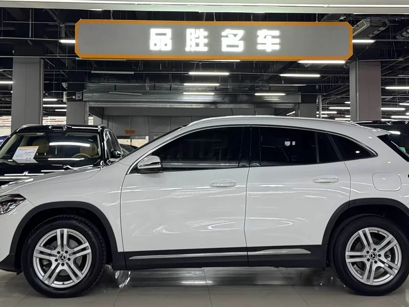 Mercedes-Benz GLA — фото 3