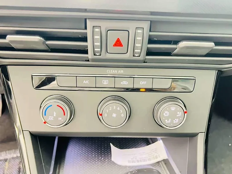 Volkswagen Passat — фото 14