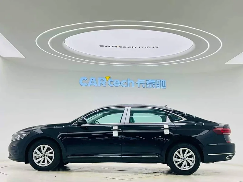 Volkswagen Passat — фото 8