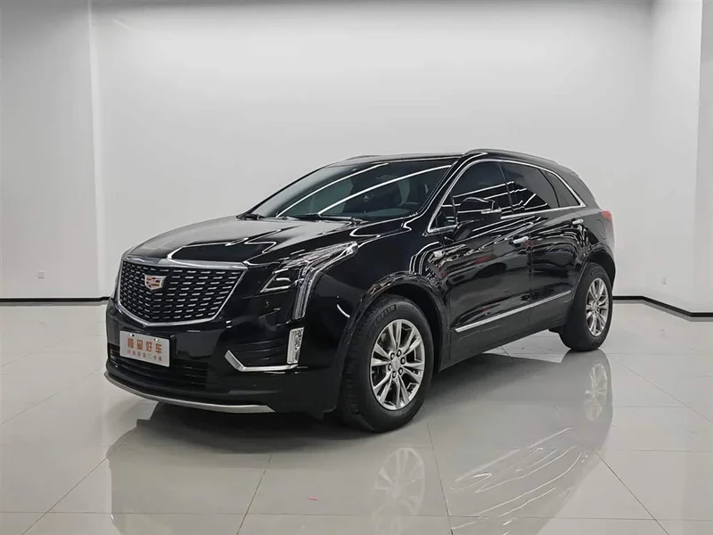 Cadillac XT5 — фото 1