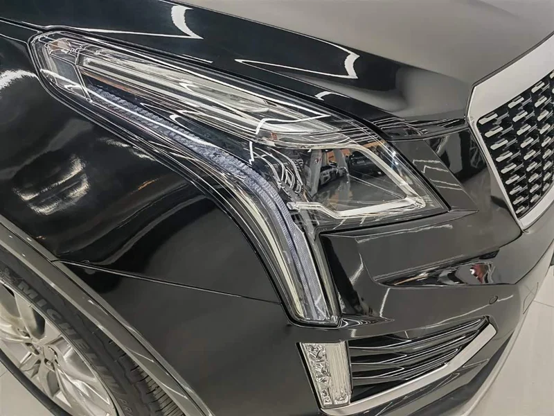 Cadillac XT5 — фото 15