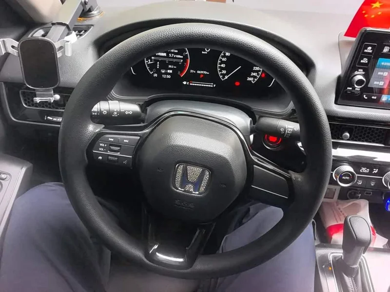 Honda Civic — фото 15
