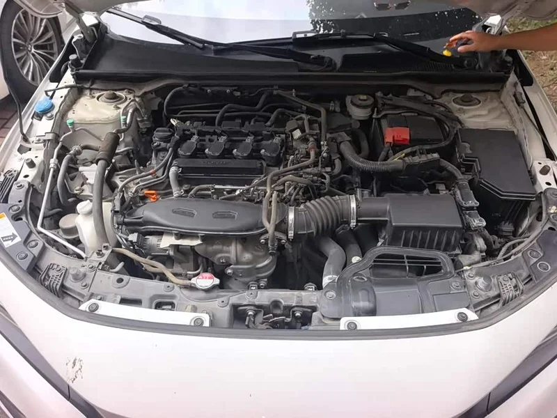 Honda Civic — фото 10
