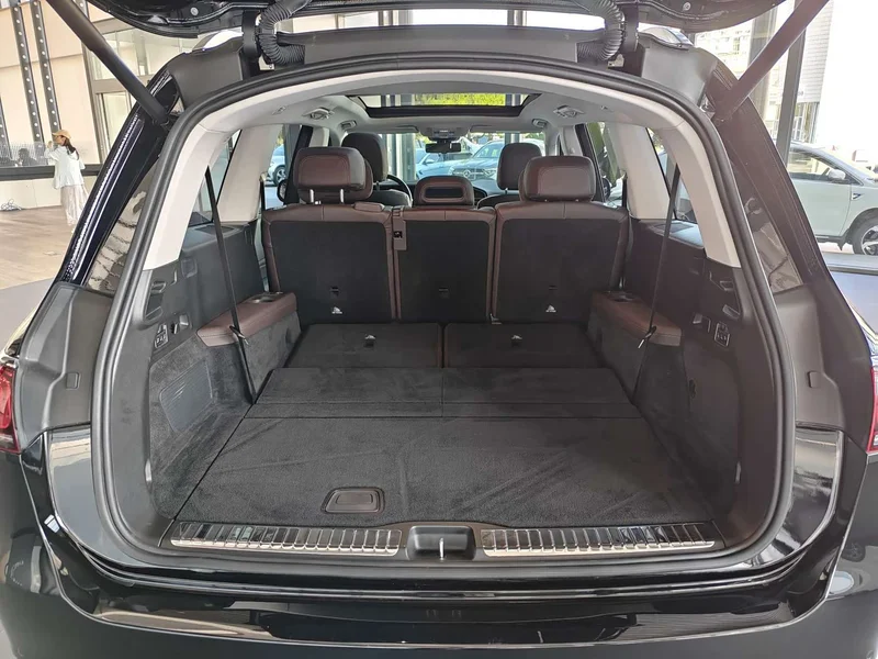 Mercedes-Benz GLS — фото 9