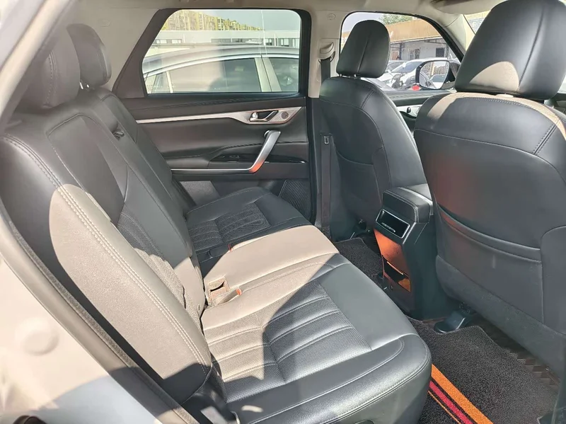 Changan CS95 — фото 10