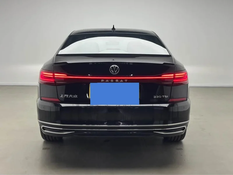 Volkswagen Passat — фото 4