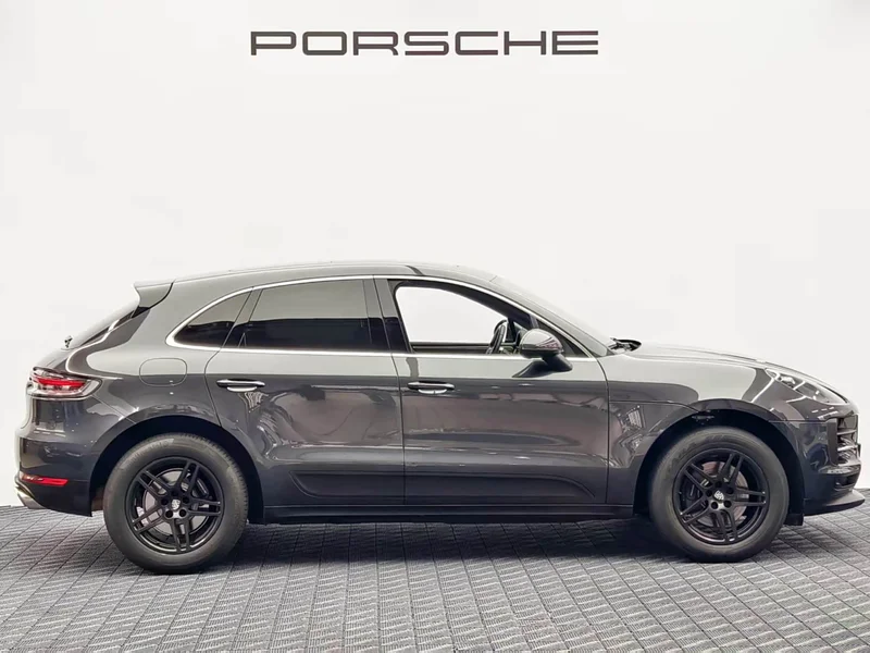 Porsche Macan — фото 9