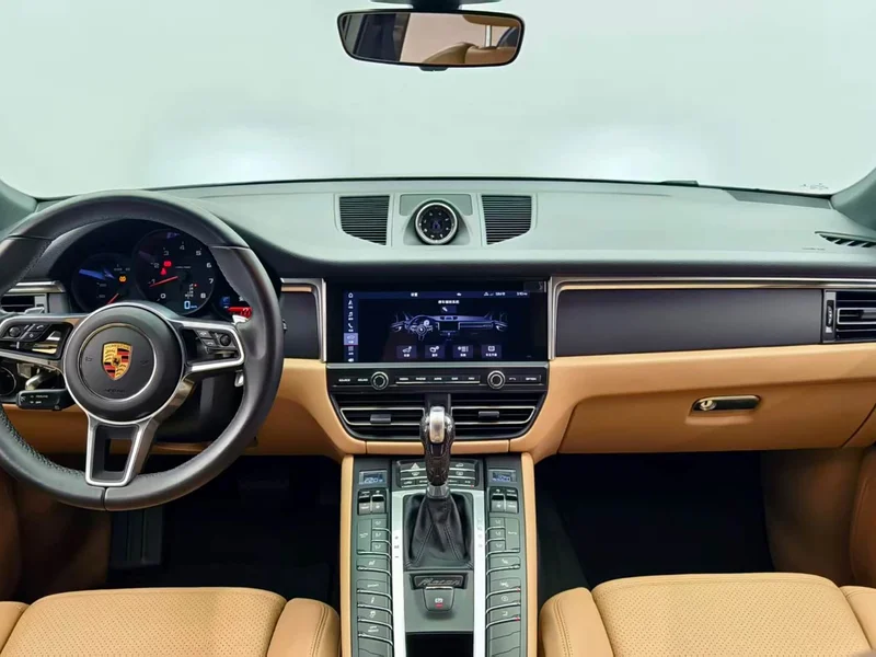 Porsche Macan — фото 10