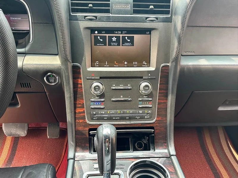 Lincoln Navigator — фото 11