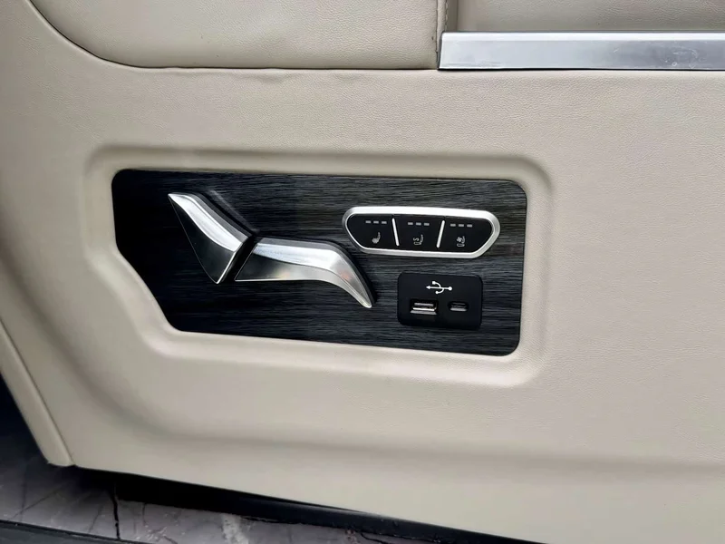 Mercedes-Benz Vito — фото 10