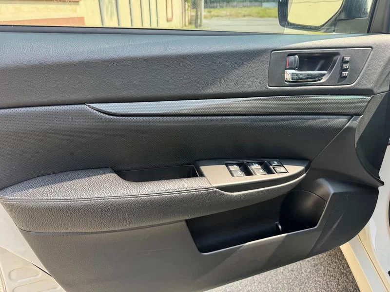 Subaru Outback — фото 18