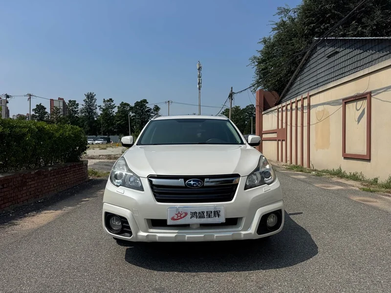 Subaru Outback — фото 2