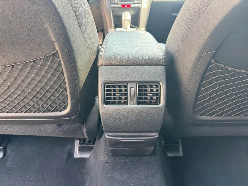 Subaru Outback — фото 22