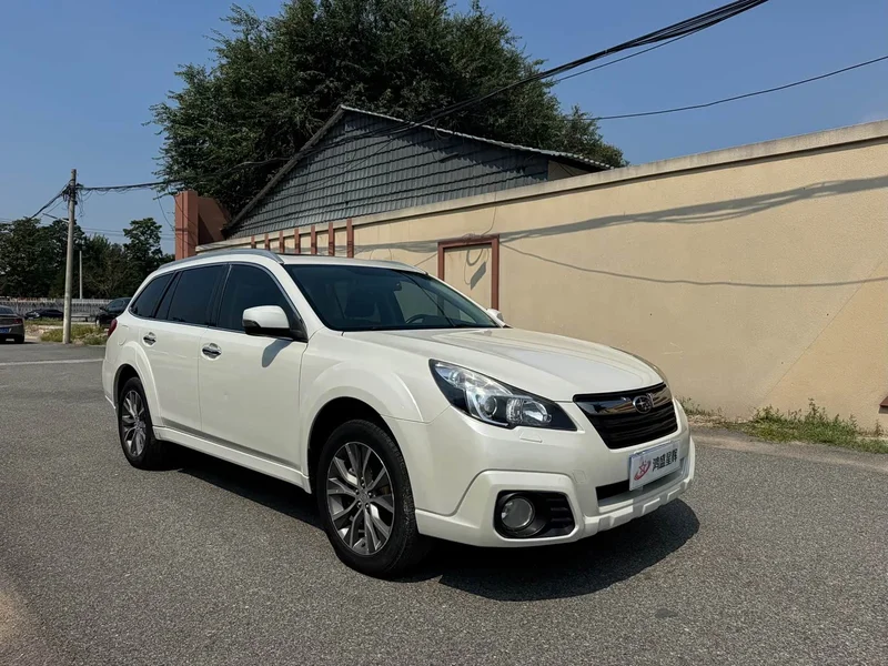 Subaru Outback — фото 3