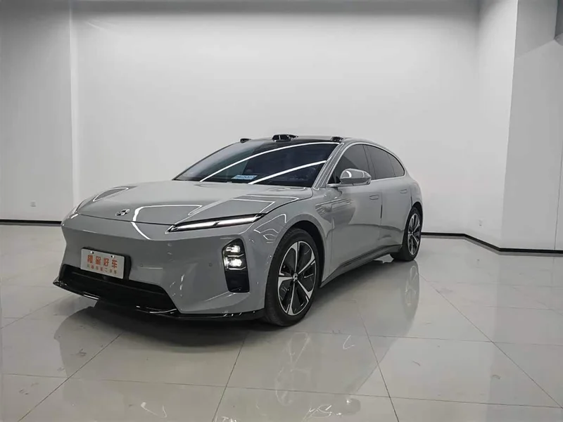 NIO ET5T