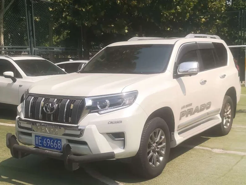 Toyota Prado (Imported) — фото 1