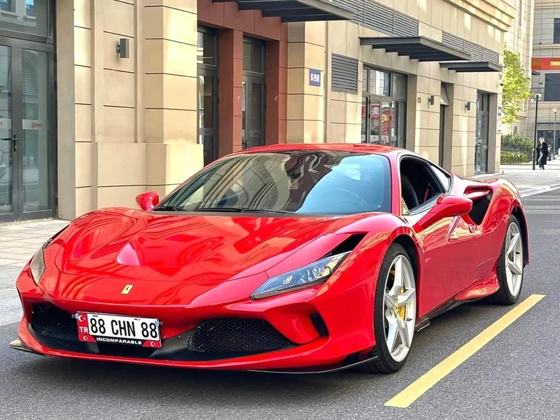 Ferrari F8 — фото 1