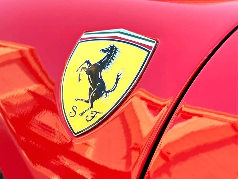 Ferrari F8 — фото 8