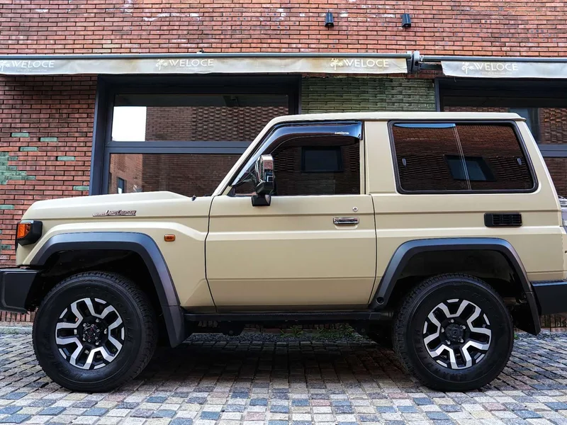 Toyota Land Cruiser (Imported) — фото 2