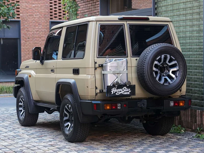 Toyota Land Cruiser (Imported) — фото 3