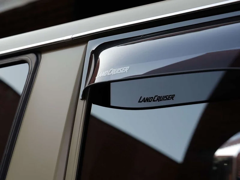 Toyota Land Cruiser (Imported) — фото 10