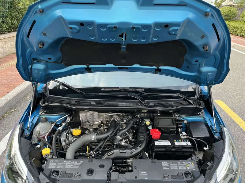 Kia Carens — фото 35