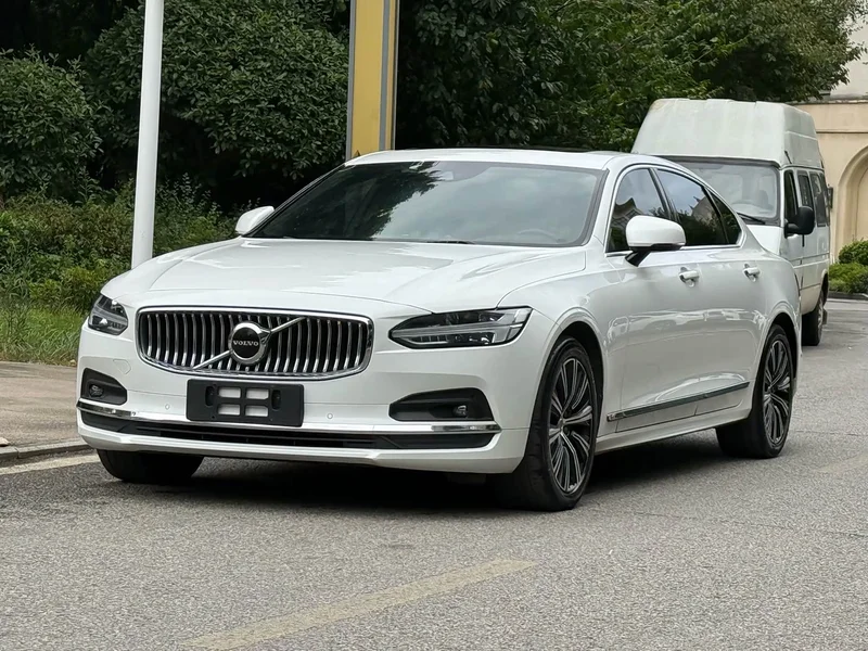 Volvo S90 — фото 2