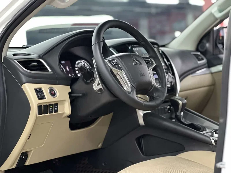 Mitsubishi Pajero Sport (Imported) — фото 29