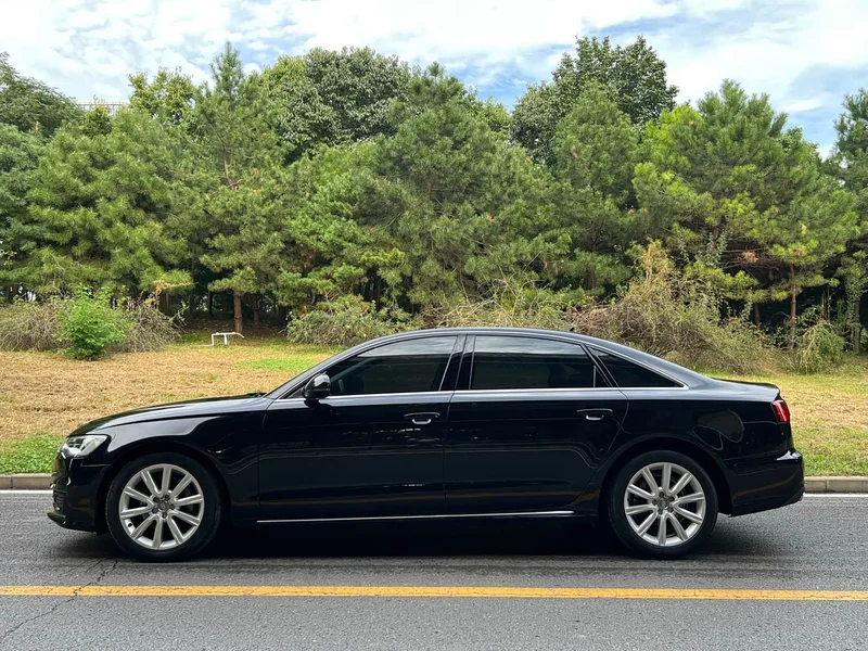 Audi A6L — фото 4