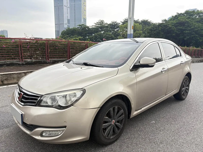 Roewe 350 — фото 1