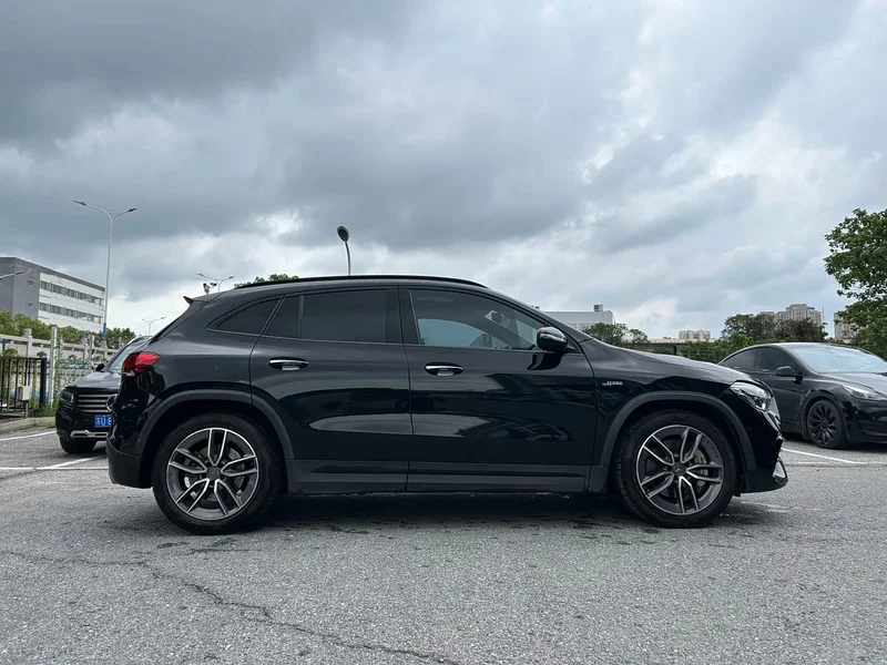 Mercedes-Benz GLA AMG — фото 14