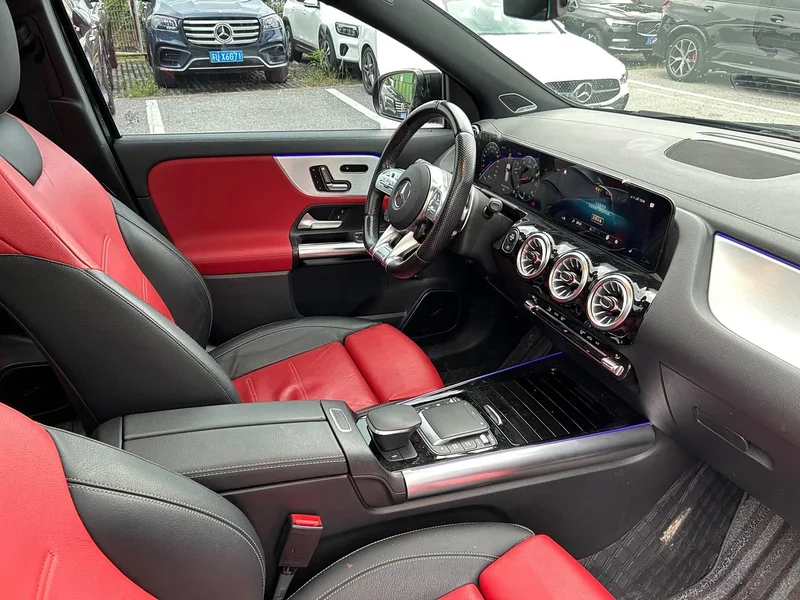 Mercedes-Benz GLA AMG — фото 10