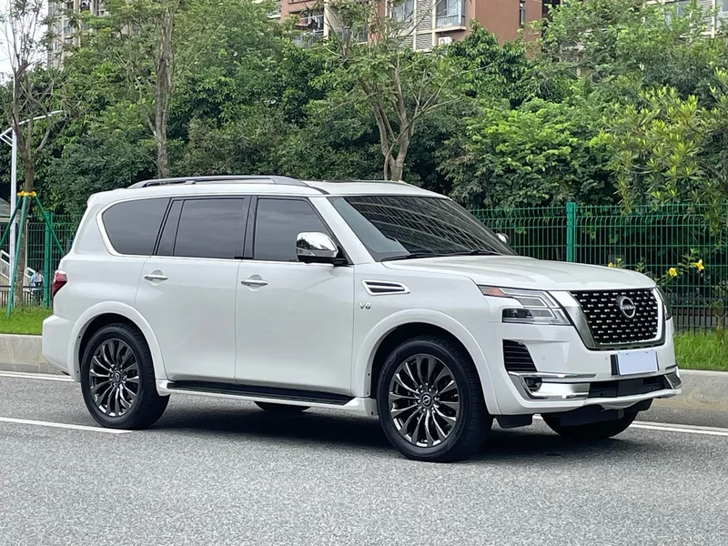 Nissan Patrol — фото 4