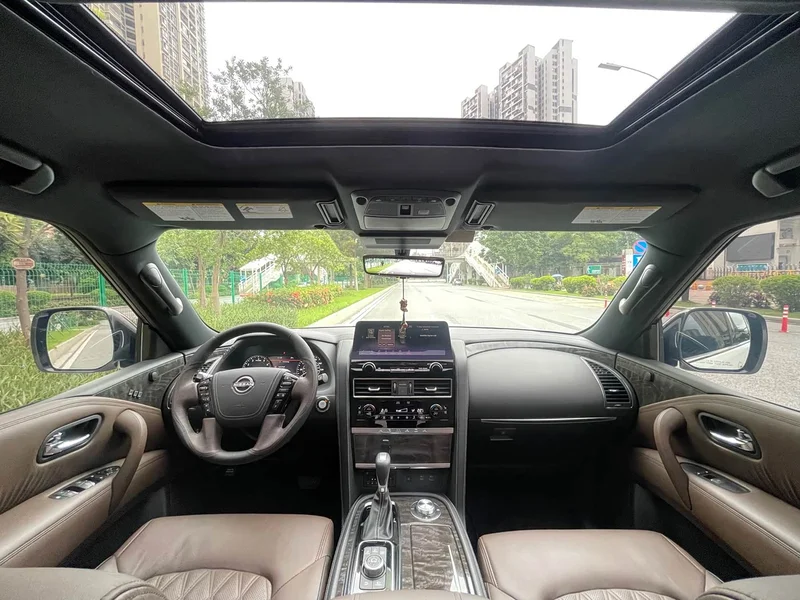 Nissan Patrol — фото 10