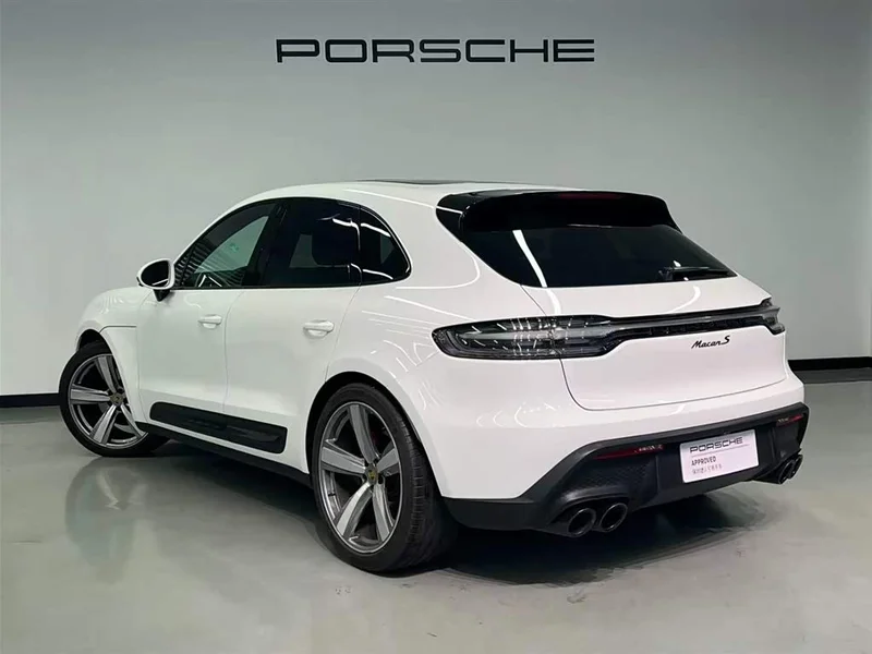 Porsche Macan — фото 24