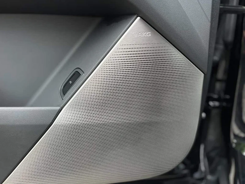 Cadillac XT5 — фото 20