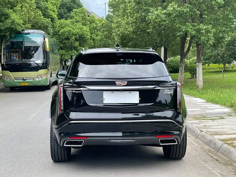 Cadillac XT5 — фото 6