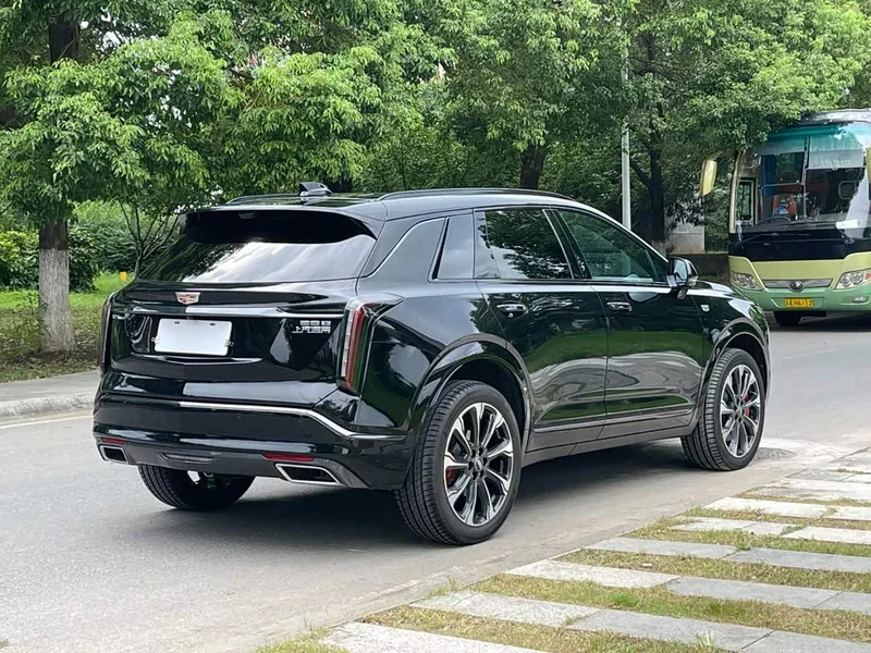 Cadillac XT5 — фото 7