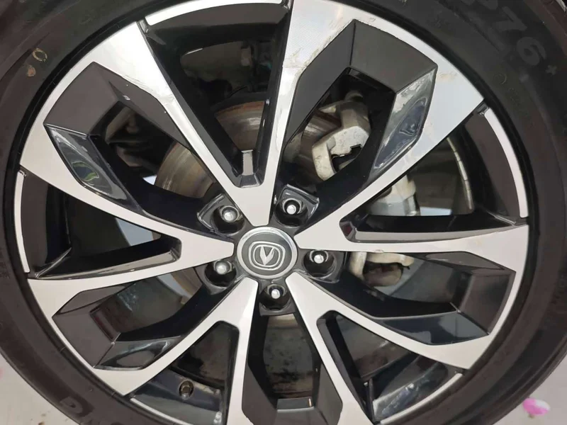 Changan CS85 COUPE — фото 13