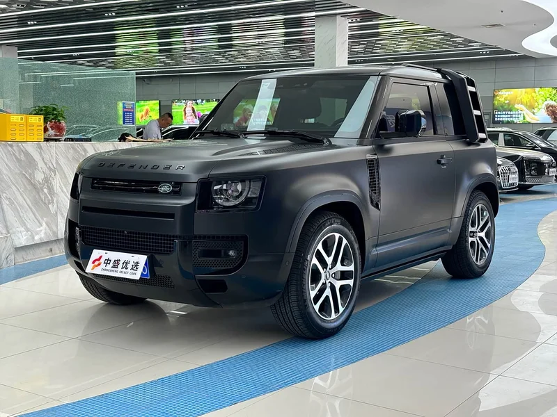 Land Rover Defender — фото 1