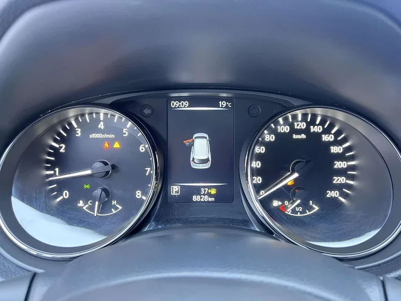 Nissan X-Trail — фото 10