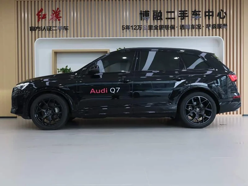 Audi Q7 — фото 2